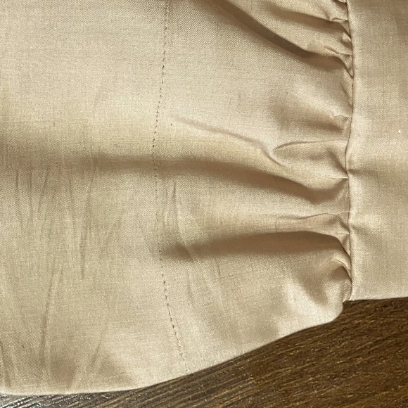 Stunning Vintage Benny Ong London Beige 100% Silk Blouse - Picture 10 of 15